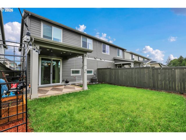 6597 Se PROVENCE St, Hillsboro, OR 97123