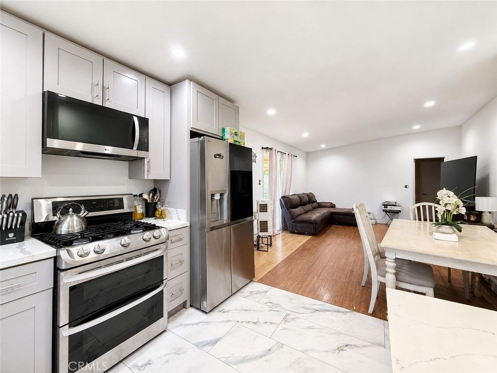 14937 Oswald, Los Angeles, CA 91342 — photo 4