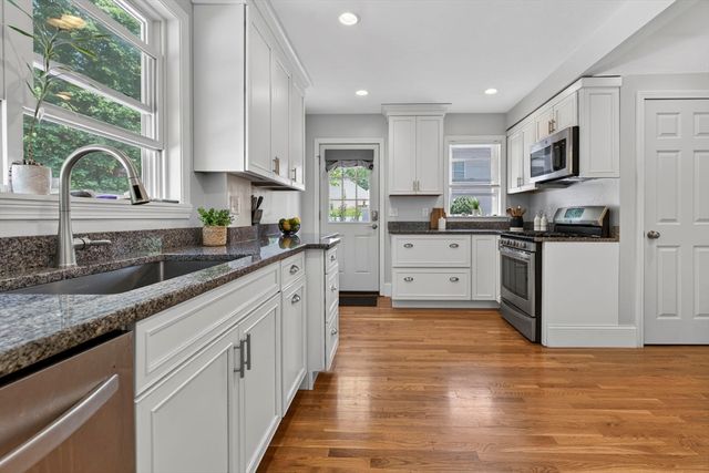 37 Chapel St, Canton, MA 02021