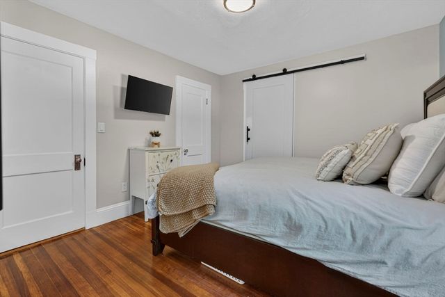 37 Chapel St, Canton, MA 02021