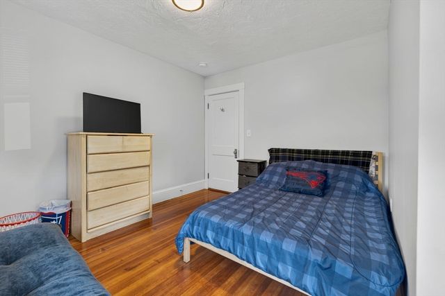 37 Chapel St, Canton, MA 02021
