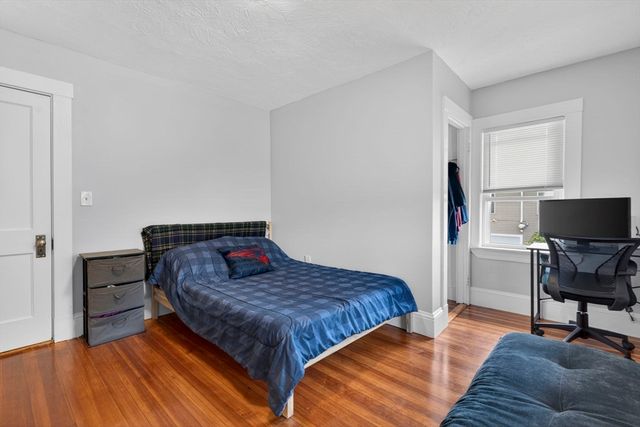 37 Chapel St, Canton, MA 02021