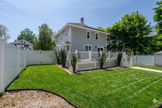 37 Chapel St, Canton, MA 02021
