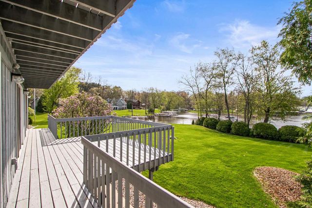 E12805 W Point Drive, Merrimac, WI 53561