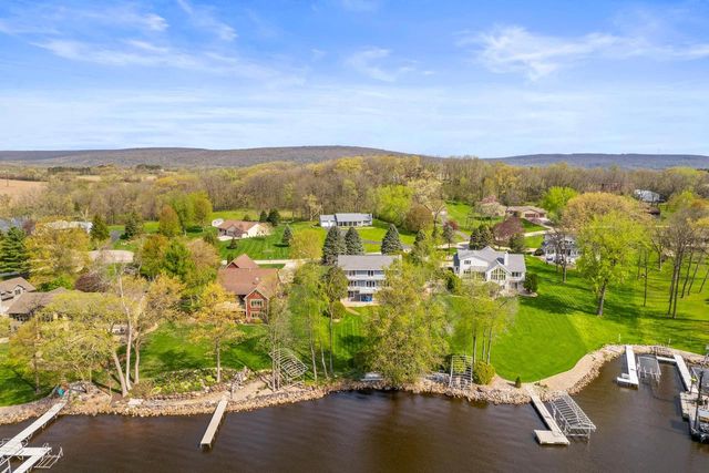 E12805 W Point Drive, Merrimac, WI 53561