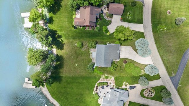 E12805 W Point Drive, Merrimac, WI 53561