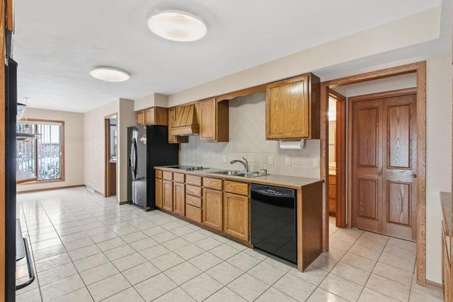 E12805 W Point Drive, Merrimac, WI 53561