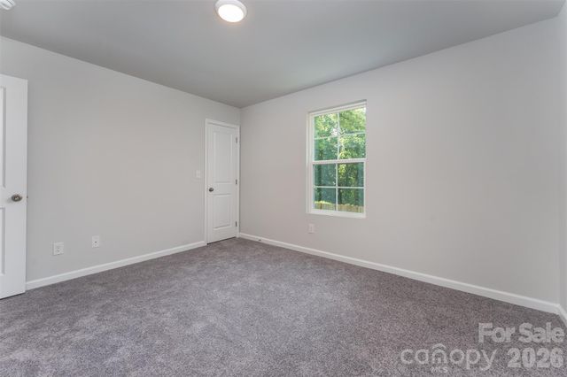 27 Forest Park Road, Marion, NC 28752