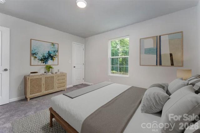 27 Forest Park Road, Marion, NC 28752