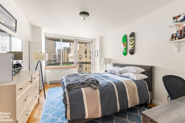201 W 72nd St Apt 8K, New York City, NY 10023