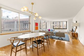 201 W 72nd St Apt 8K, New York City, NY 10023