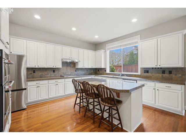 22858 Sw COWLITZ Dr, Tualatin, OR 97062