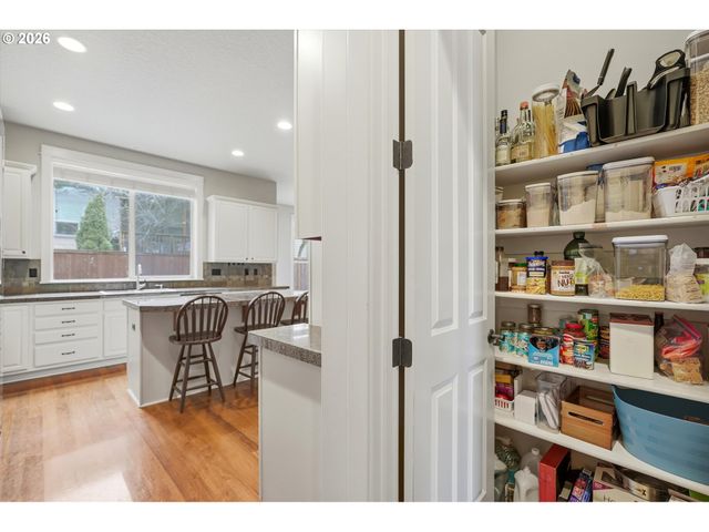 22858 Sw COWLITZ Dr, Tualatin, OR 97062