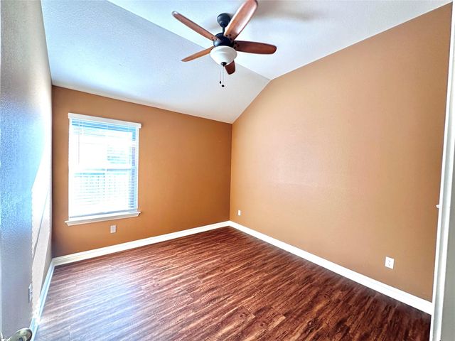 10200 Channel Island DR, Austin, TX 78747