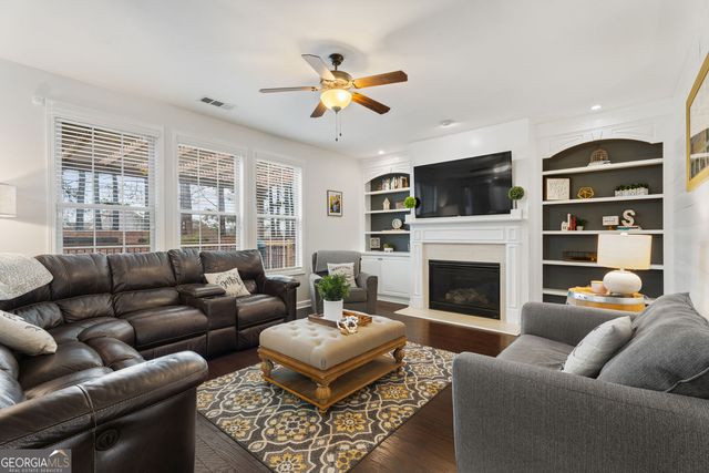 6263 Cedar Spring Lane, Hoschton, GA 30548