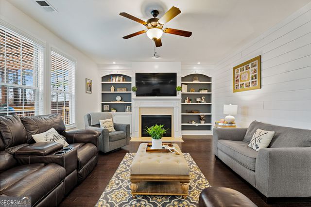 6263 Cedar Spring Lane, Hoschton, GA 30548