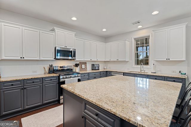 6263 Cedar Spring Lane, Hoschton, GA 30548