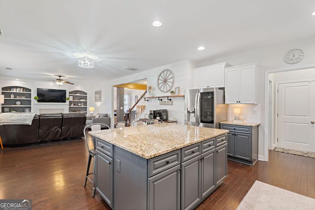 6263 Cedar Spring Lane, Hoschton, GA 30548