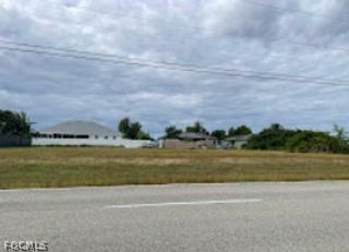 2912 Santa Barbara BLVD N, Cape Coral, FL 33993