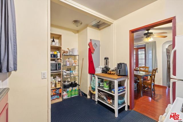 3226 Barham Boulevard, Los Angeles, CA 90068