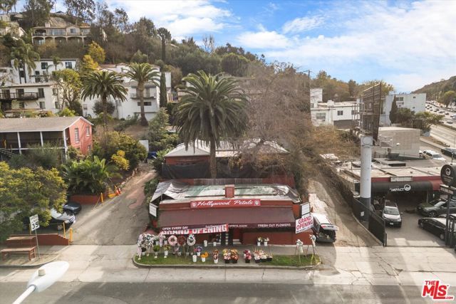 3226 Barham Boulevard, Los Angeles, CA 90068