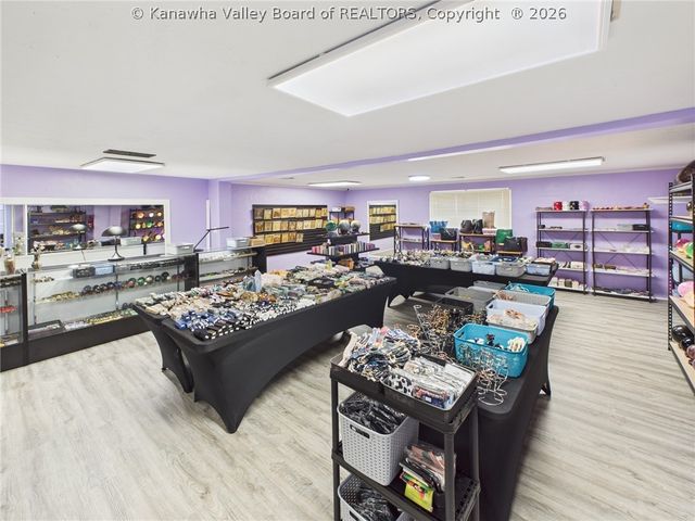 2404 Grant Avenue, St Albans, WV 25177
