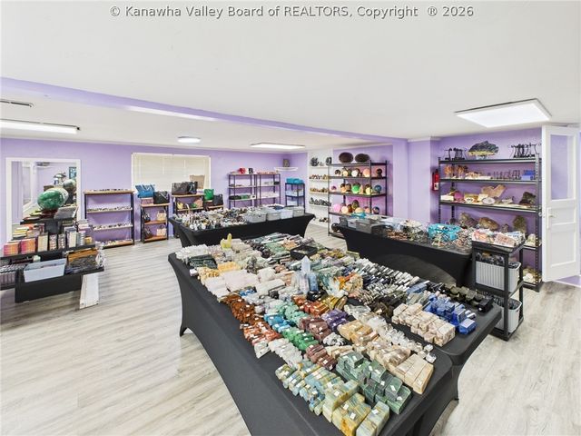 2404 Grant Avenue, St Albans, WV 25177