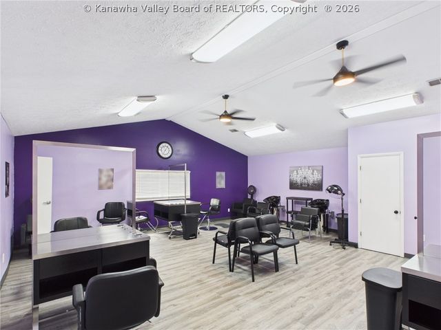 2404 Grant Avenue, St Albans, WV 25177