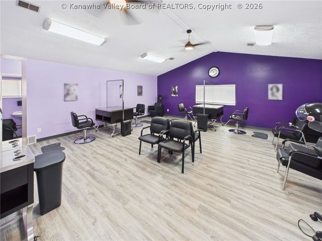 2404 Grant Avenue, St Albans, WV 25177