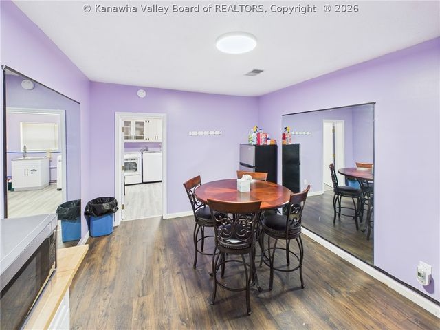 2404 Grant Avenue, St Albans, WV 25177
