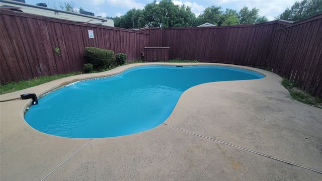 1334 Paris Drive, Garland, TX 75040