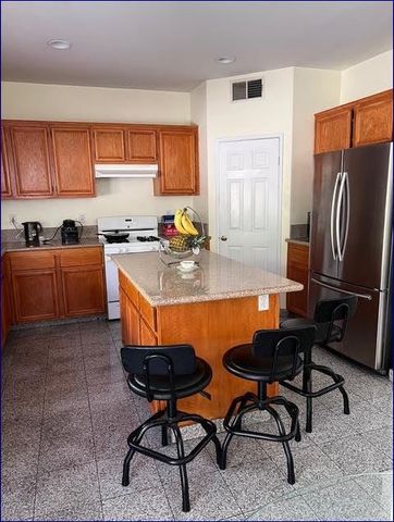 5679 Allendale, Riverside, CA 92507