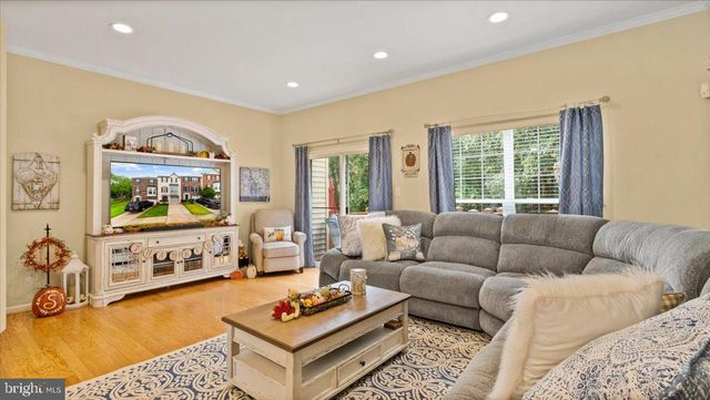 5554 JOWETT CT, Alexandria, VA 22315
