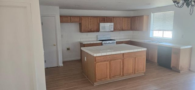 2131 watercourse, Stockton, CA 95206