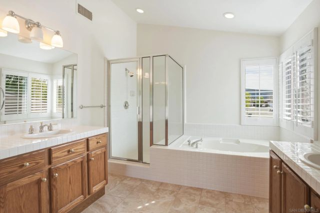 881 Windridge Circle, San Marcos, CA 92078