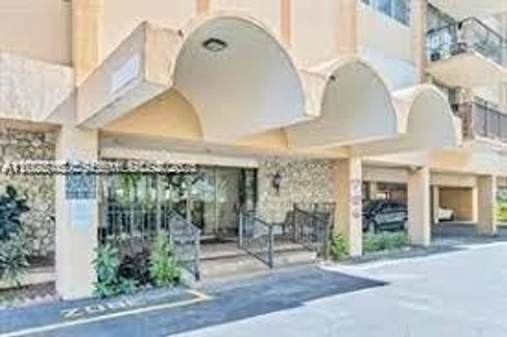 1470 NE 125th Ter 809, North Miami, FL 33161
