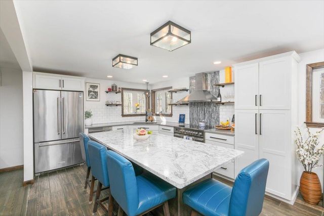 11 Farview Hill Road, Atkinson, NH 03811