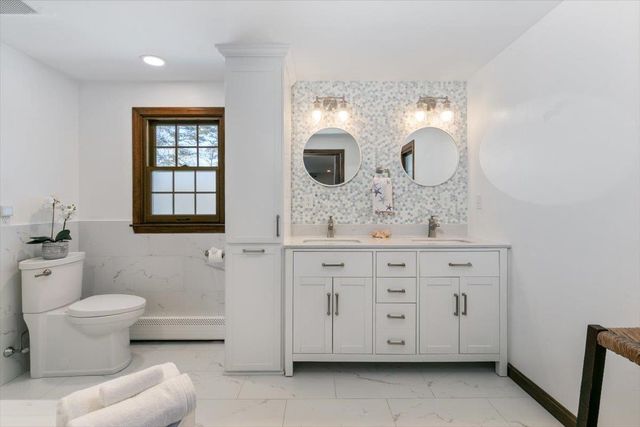 11 Farview Hill Road, Atkinson, NH 03811