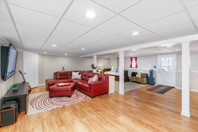 11 Farview Hill Road, Atkinson, NH 03811