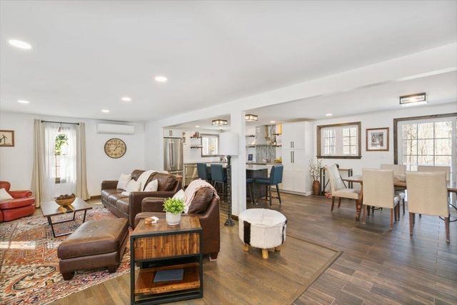 11 Farview Hill Road, Atkinson, NH 03811