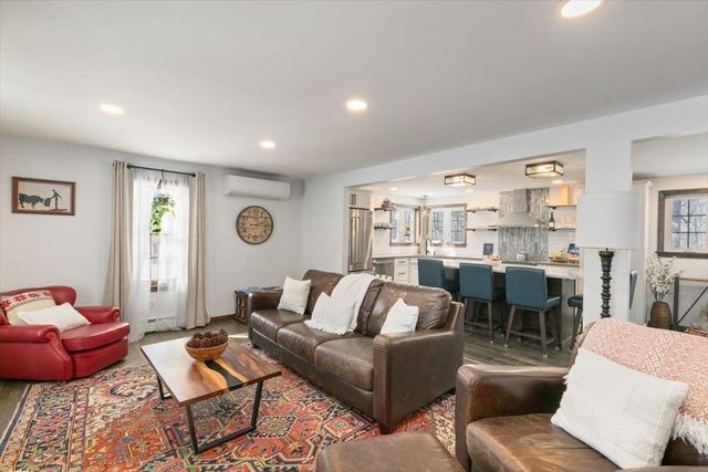 11 Farview Hill Road, Atkinson, NH 03811