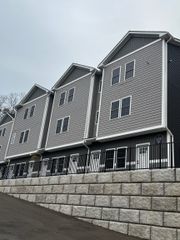 243 Echo Lake Road B6, Watertown, CT 06795