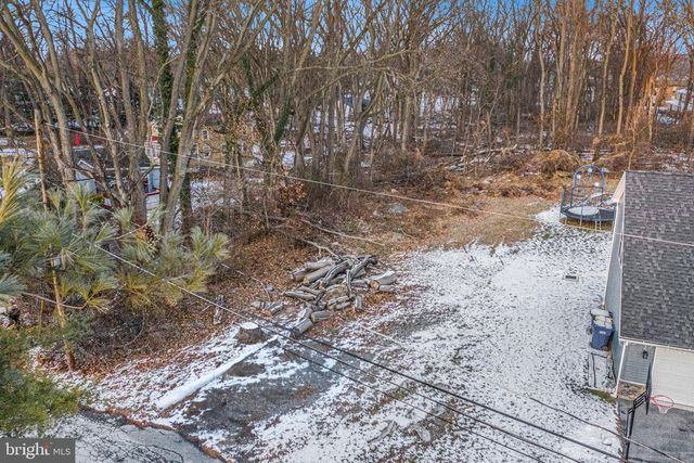 701 BELMONT ST, Mechanicsburg, PA 17055