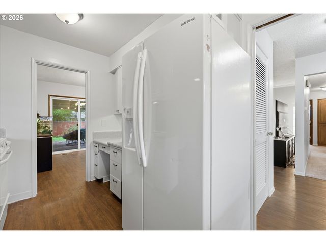 1250 Se 36TH Ave, Hillsboro, OR 97123