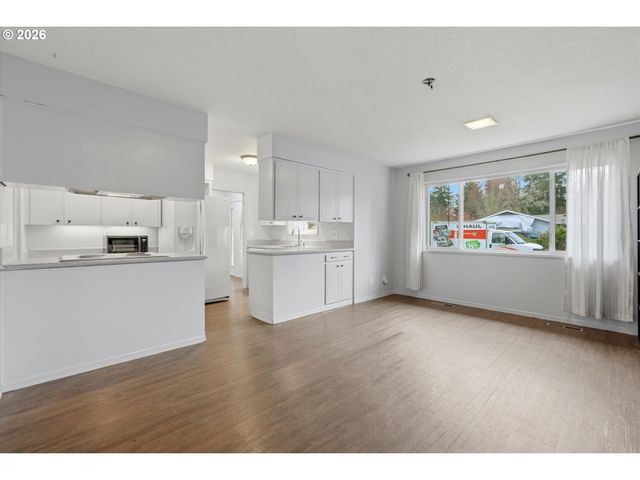 1250 Se 36TH Ave, Hillsboro, OR 97123