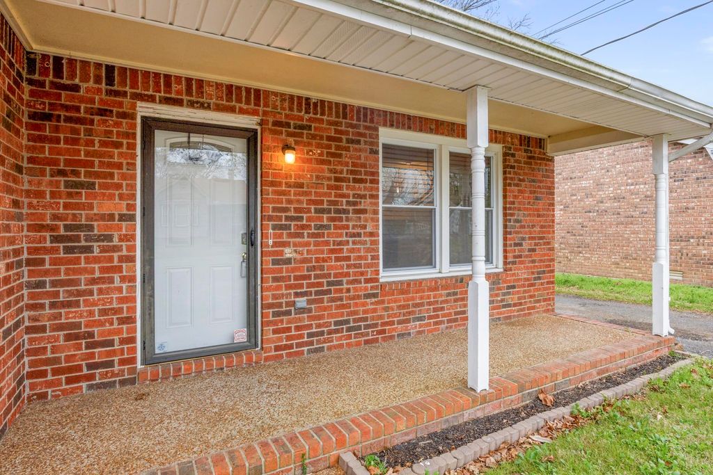 1212 Idlewild Pl, Madison, TN 37115