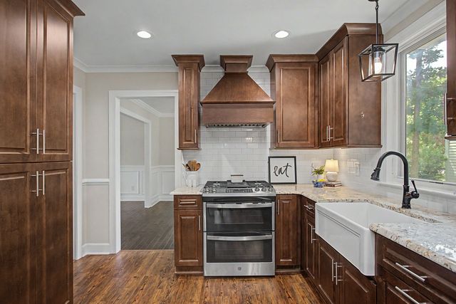 1001 Lantern Light Court, Apex, NC 27502