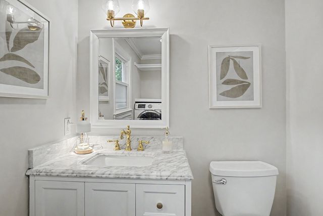 1001 Lantern Light Court, Apex, NC 27502