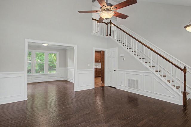 1001 Lantern Light Court, Apex, NC 27502