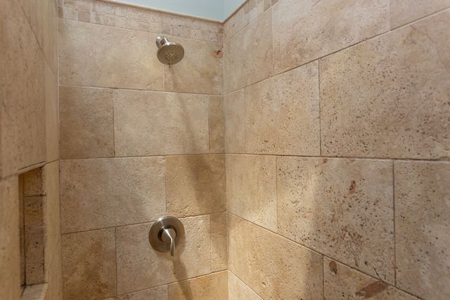 1001 Lantern Light Court, Apex, NC 27502